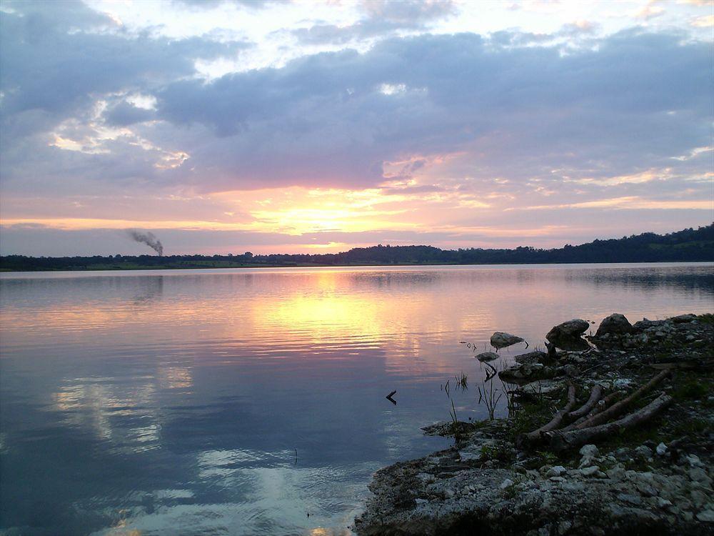 Maya Zac Peten Jungle Lodge Эль-Ремате Экстерьер фото
