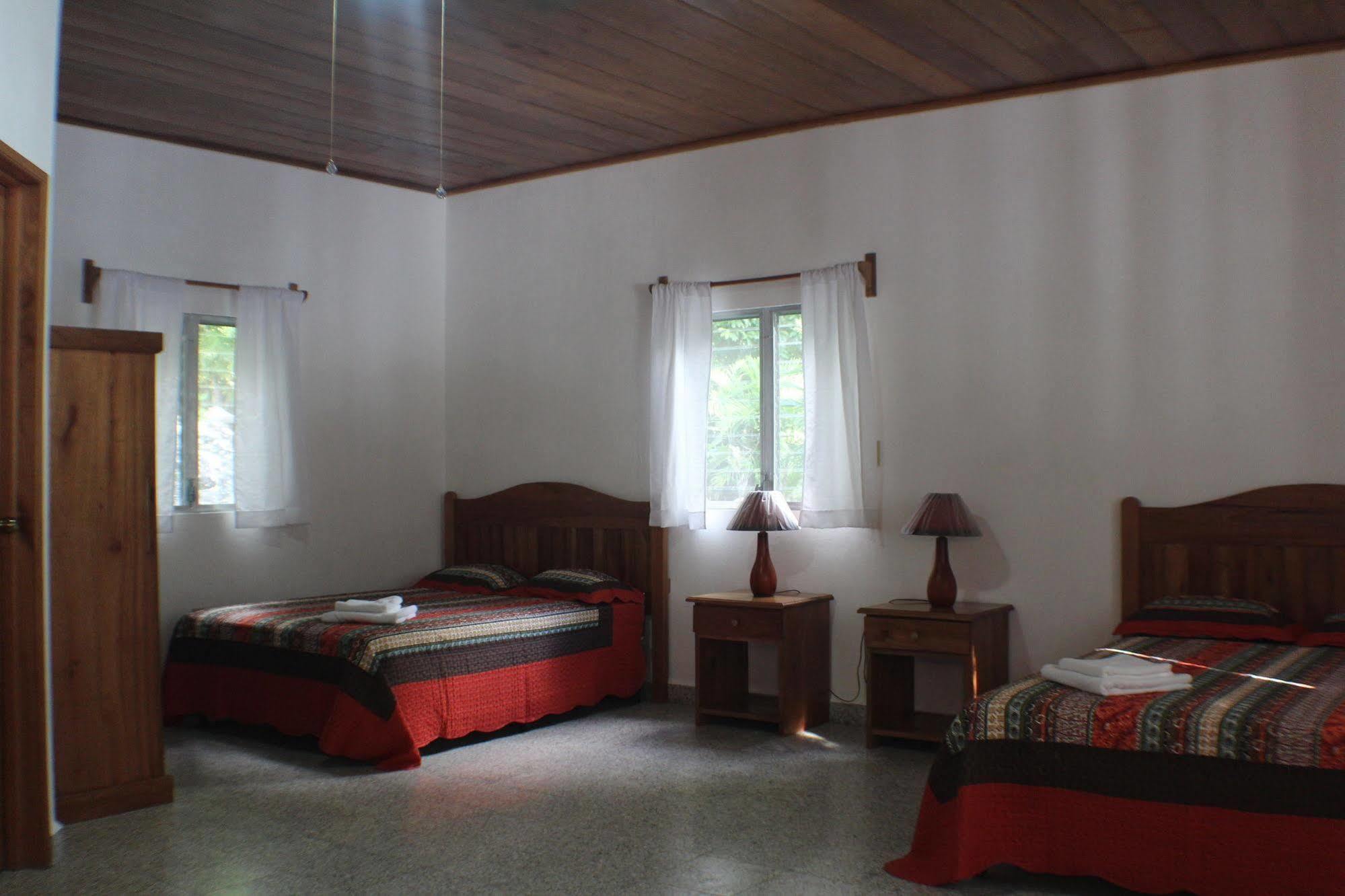 Maya Zac Peten Jungle Lodge Эль-Ремате Экстерьер фото